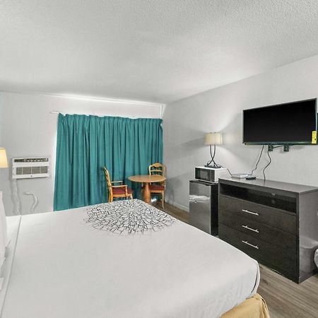 Executive Inn Rusk Dış mekan fotoğraf